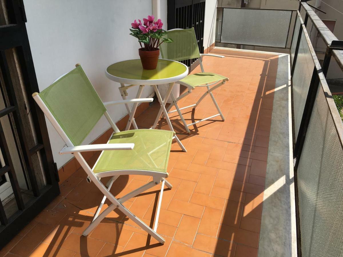 Gioviale Rooms Portici Extérieur photo