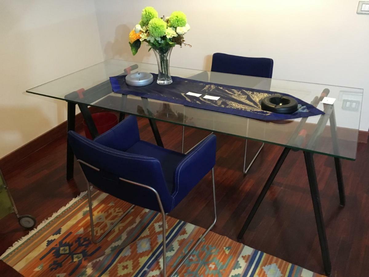 Gioviale Rooms Portici Extérieur photo